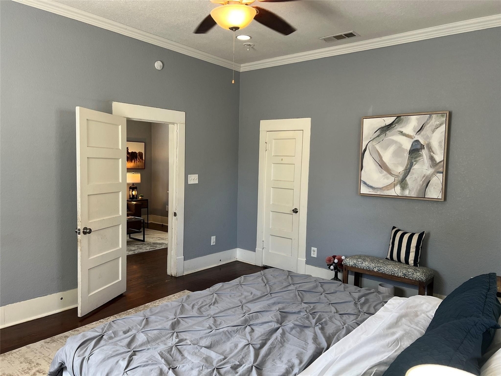 3227 Avenue I - Photo 9