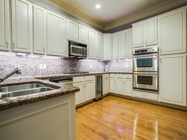 2885 Woodside Street - Photo 4