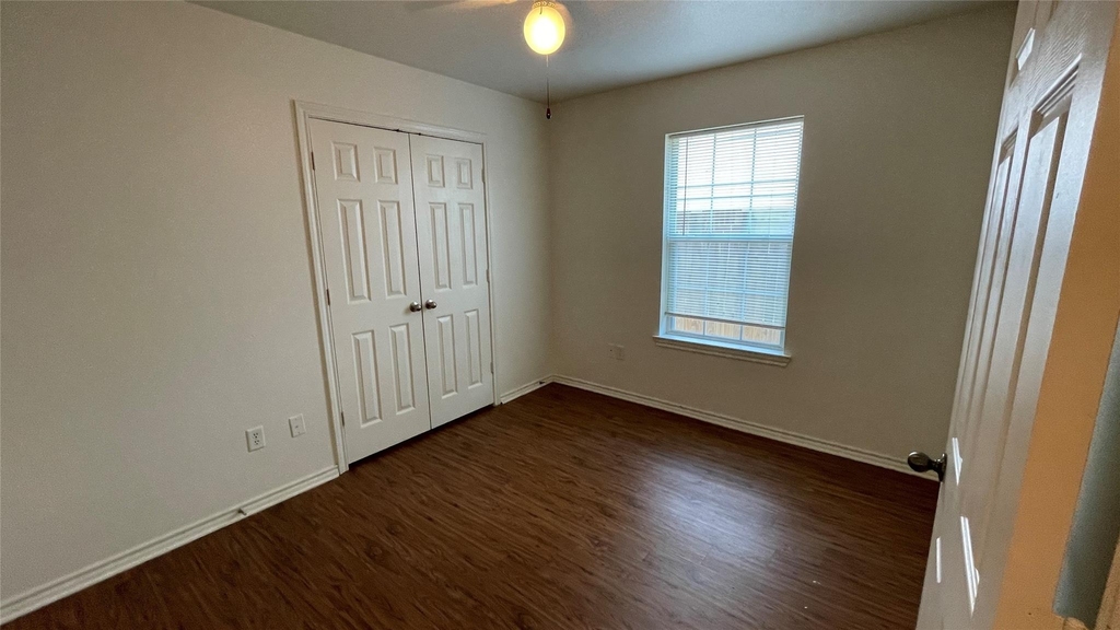 921 Simon Drive - Photo 25