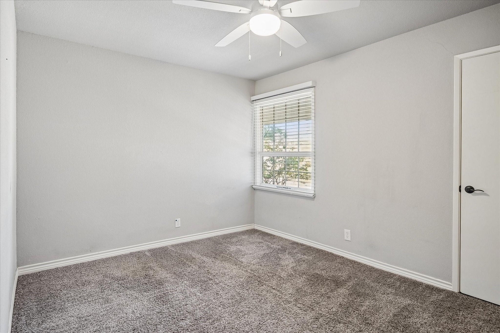 907 Melrose Drive - Photo 10