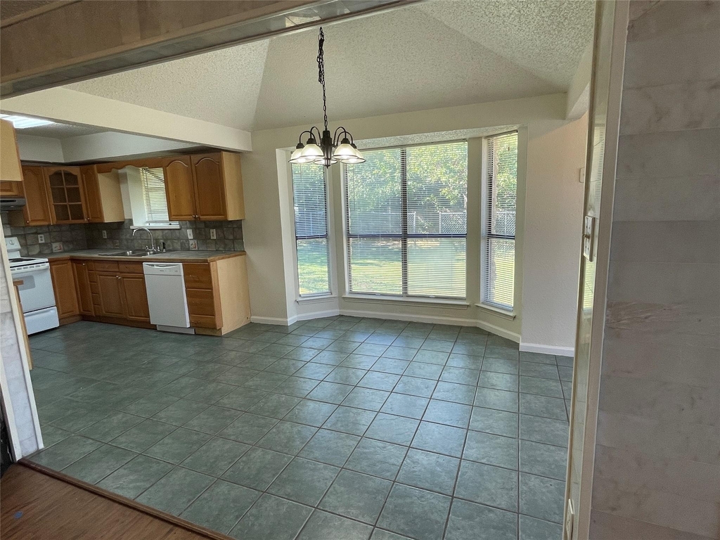 971 N Brookside Drive - Photo 12