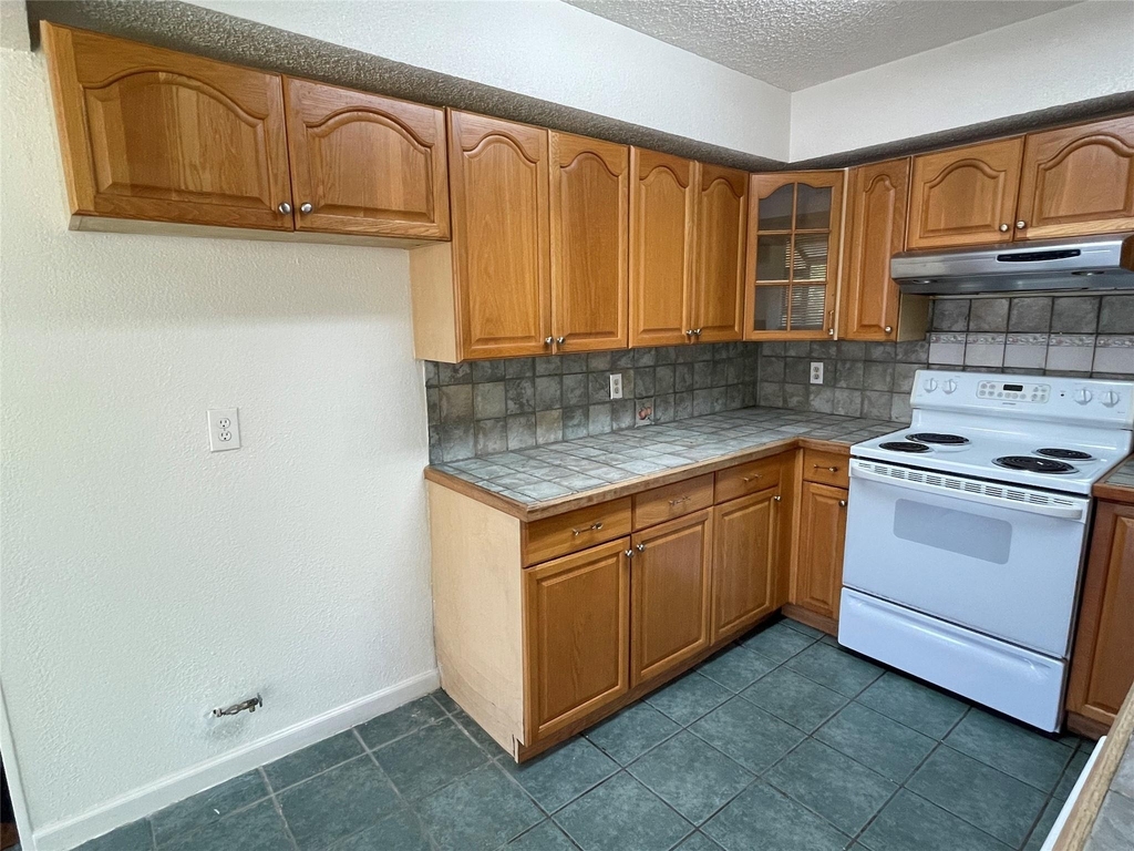 971 N Brookside Drive - Photo 10