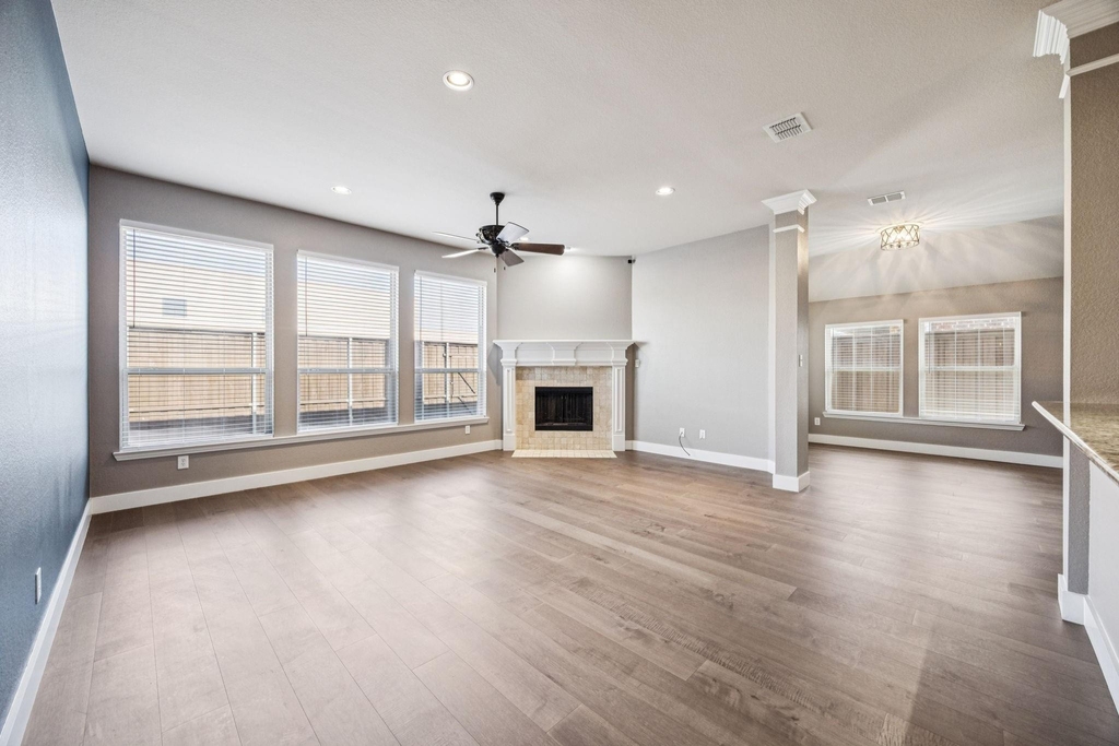 1211 Windgate Way - Photo 12
