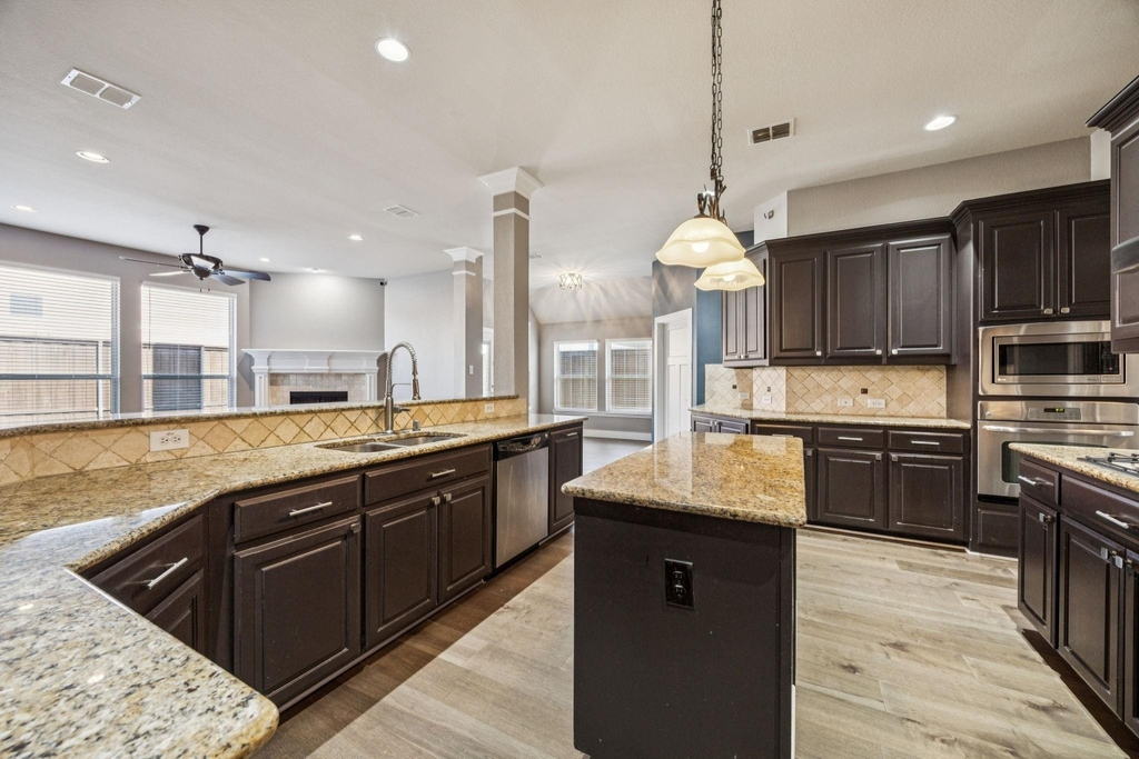 1211 Windgate Way - Photo 16