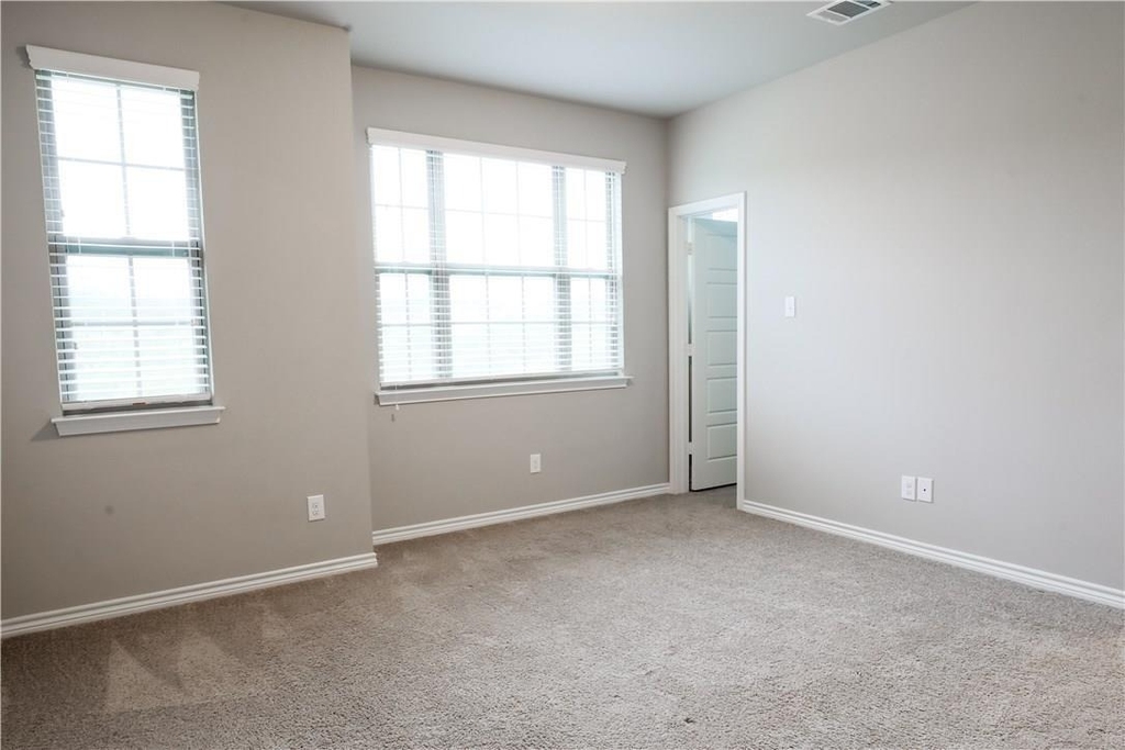 2605 Mccart Avenue - Photo 14