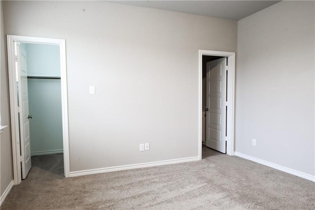 2605 Mccart Avenue - Photo 15