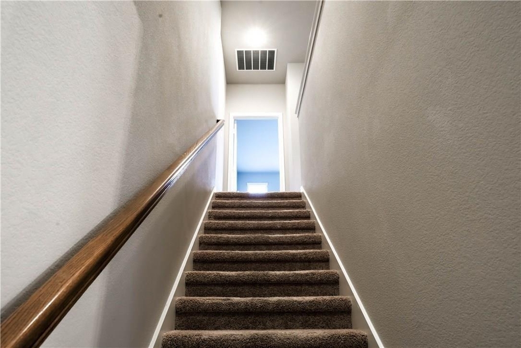 2605 Mccart Avenue - Photo 13