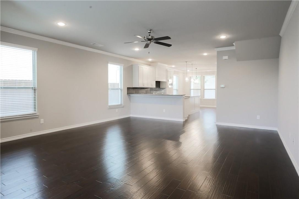 2605 Mccart Avenue - Photo 3