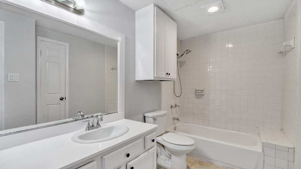 9601 Forest Lane - Photo 9