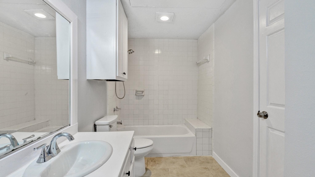 9601 Forest Lane - Photo 10