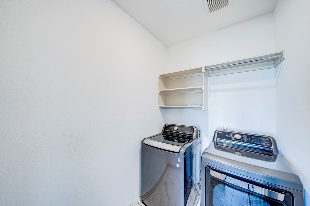 8888 Samara Street - Photo 27