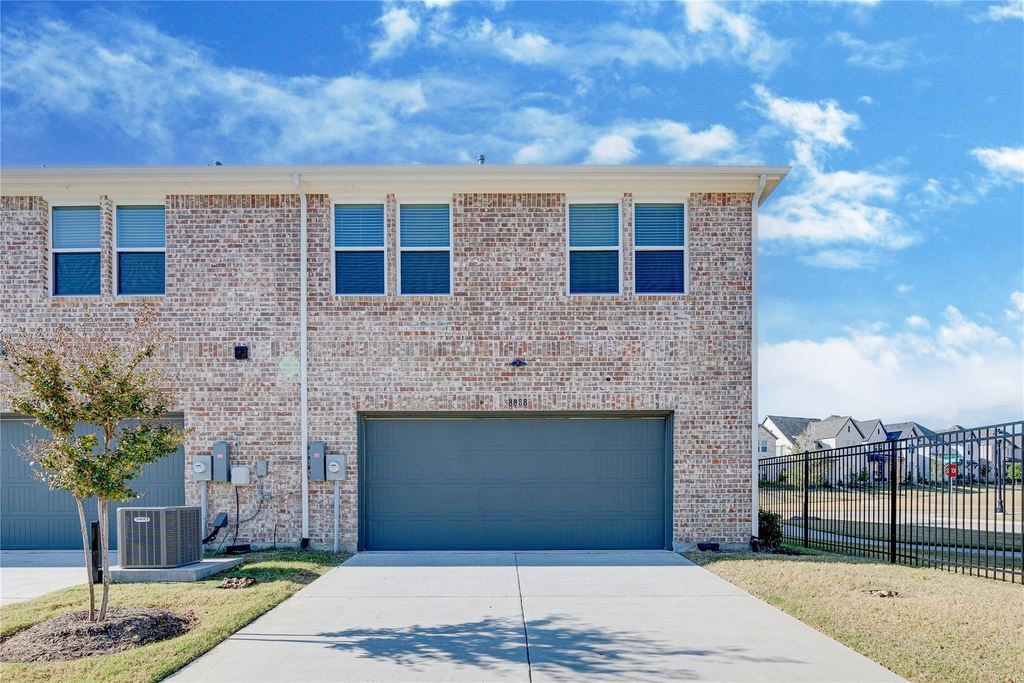 8888 Samara Street - Photo 29