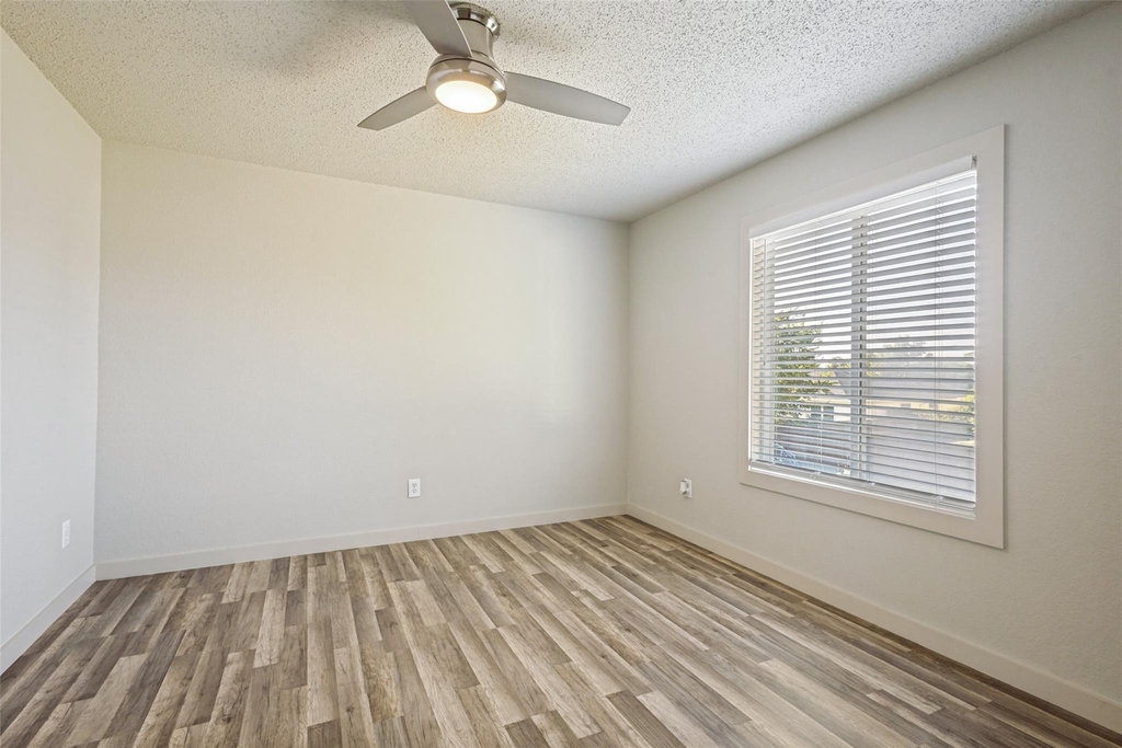 1609 White Oak Road - Photo 13