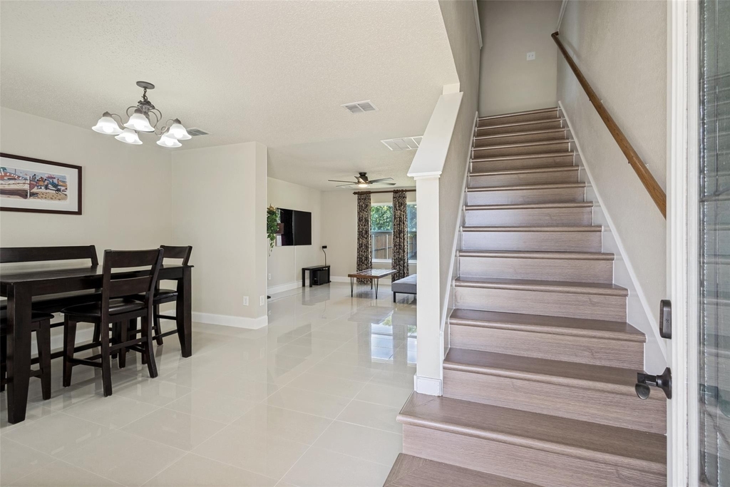 1609 White Oak Road - Photo 1