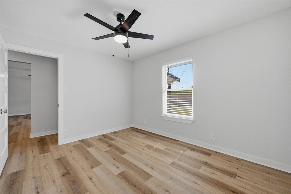 703 E Sears Street - Photo 15