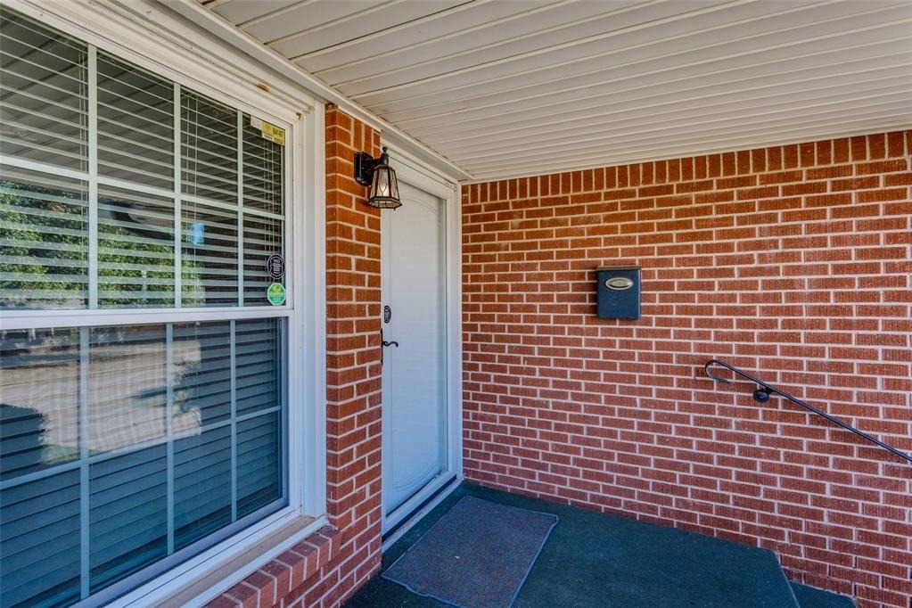 2732 Nw 67th Street - Photo 2
