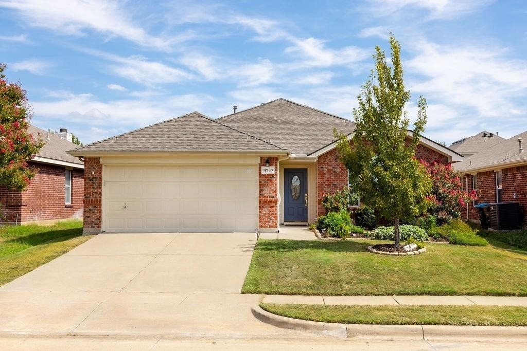 12136 Lamington Drive - Photo 3