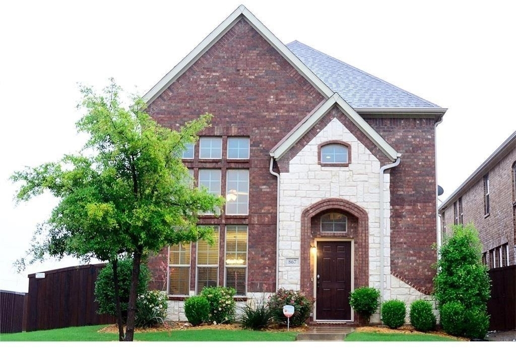 867 Llano Drive - Photo 0