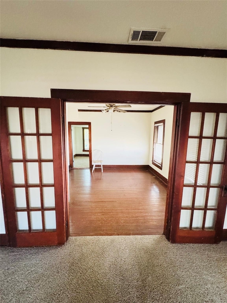 311 Gibson Street - Photo 2