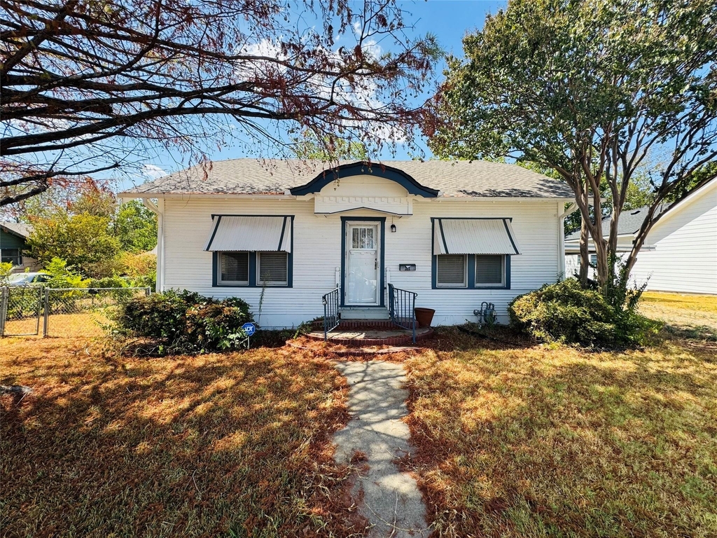 311 Gibson Street - Photo 0