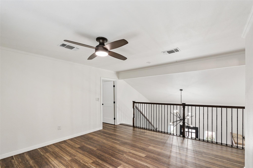 2107 Elmwood Boulevard - Photo 33