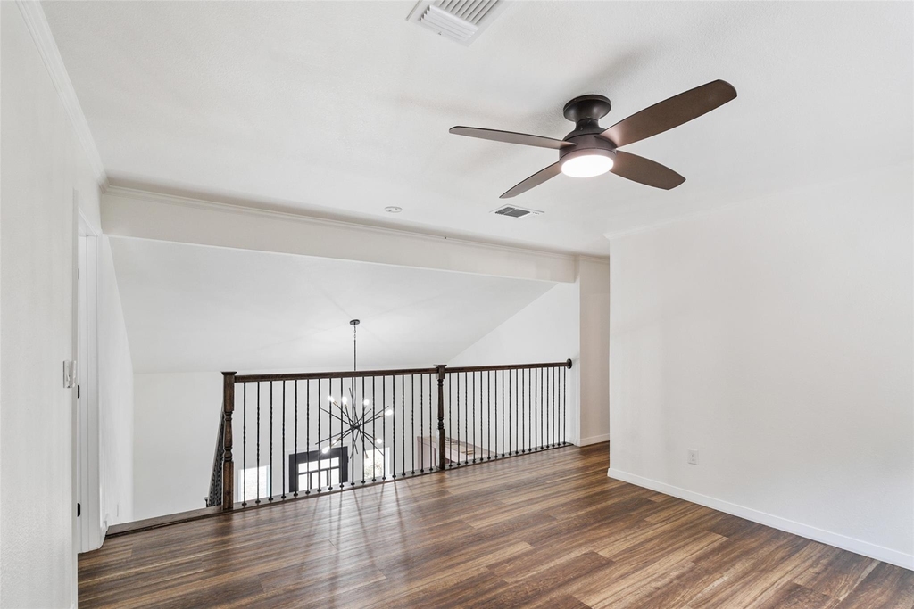 2107 Elmwood Boulevard - Photo 32