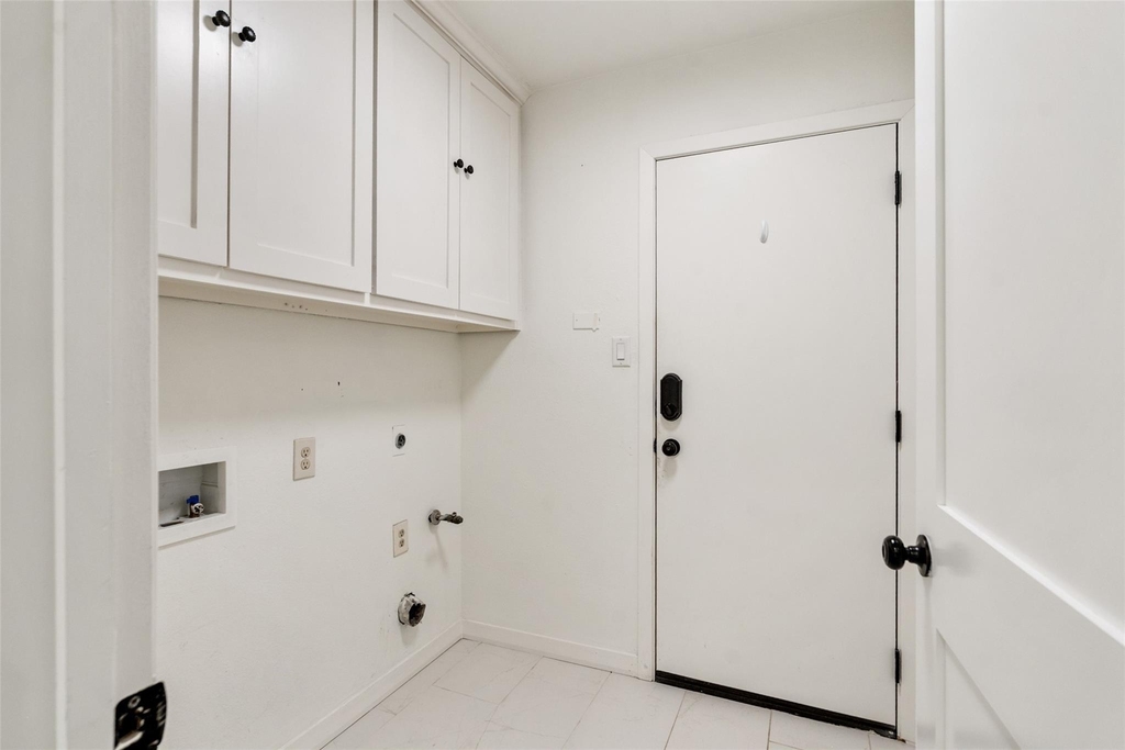 2107 Elmwood Boulevard - Photo 21
