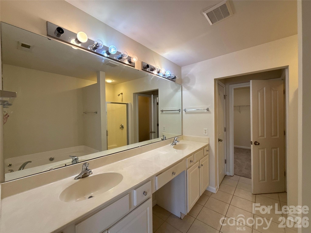 9102 Redmond Trace Road - Photo 10