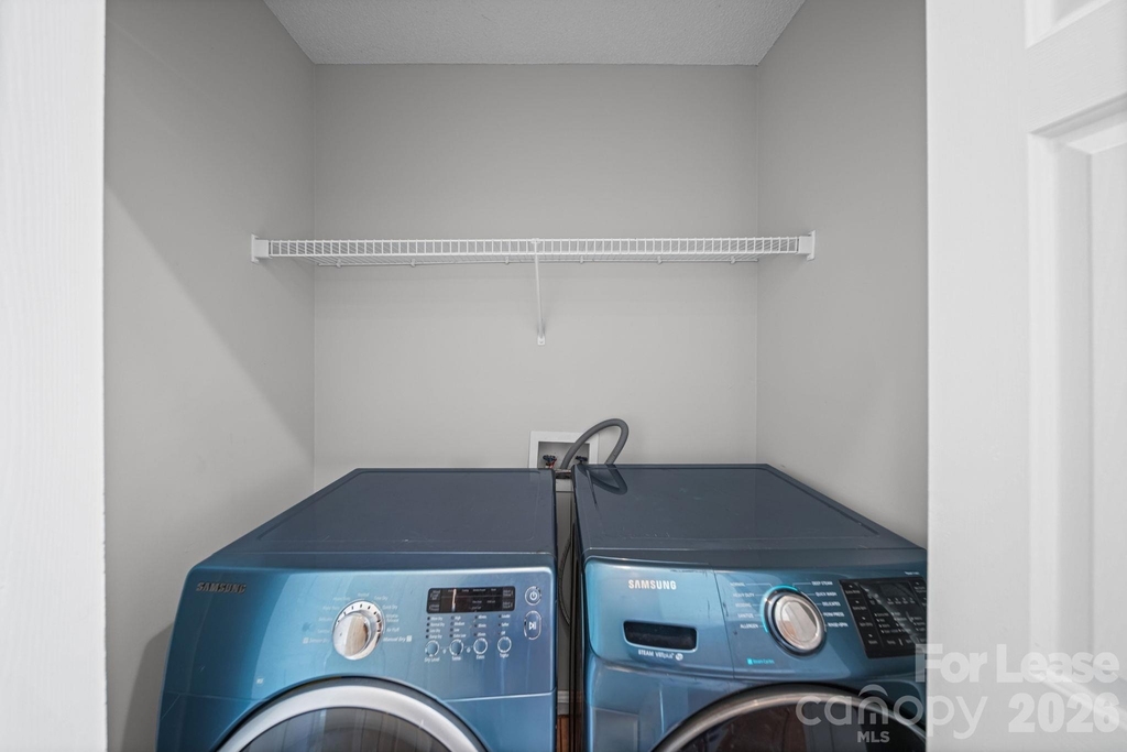 1012 Ridgefield Circle - Photo 11