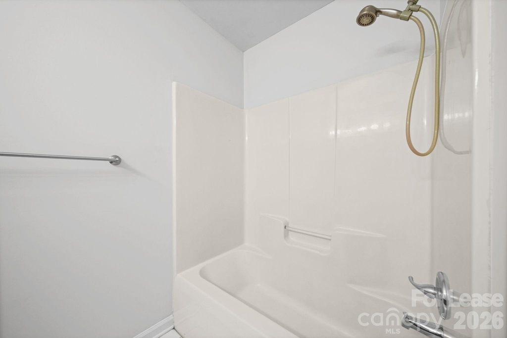 1012 Ridgefield Circle - Photo 24