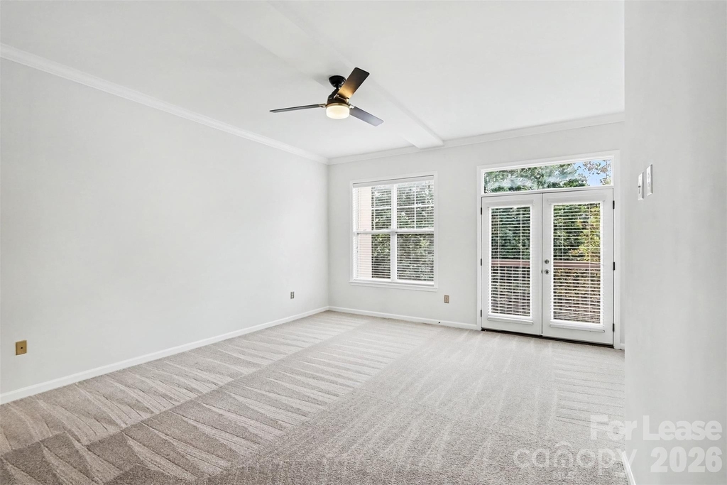 405 W 7th Street - Photo 18