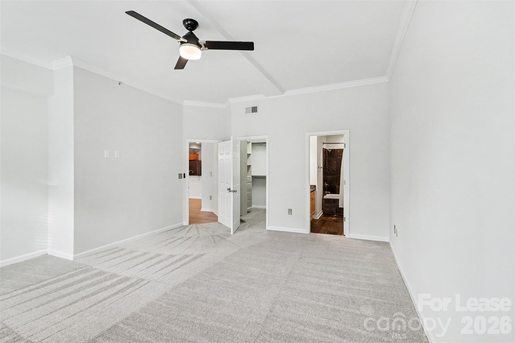 405 W 7th Street - Photo 9
