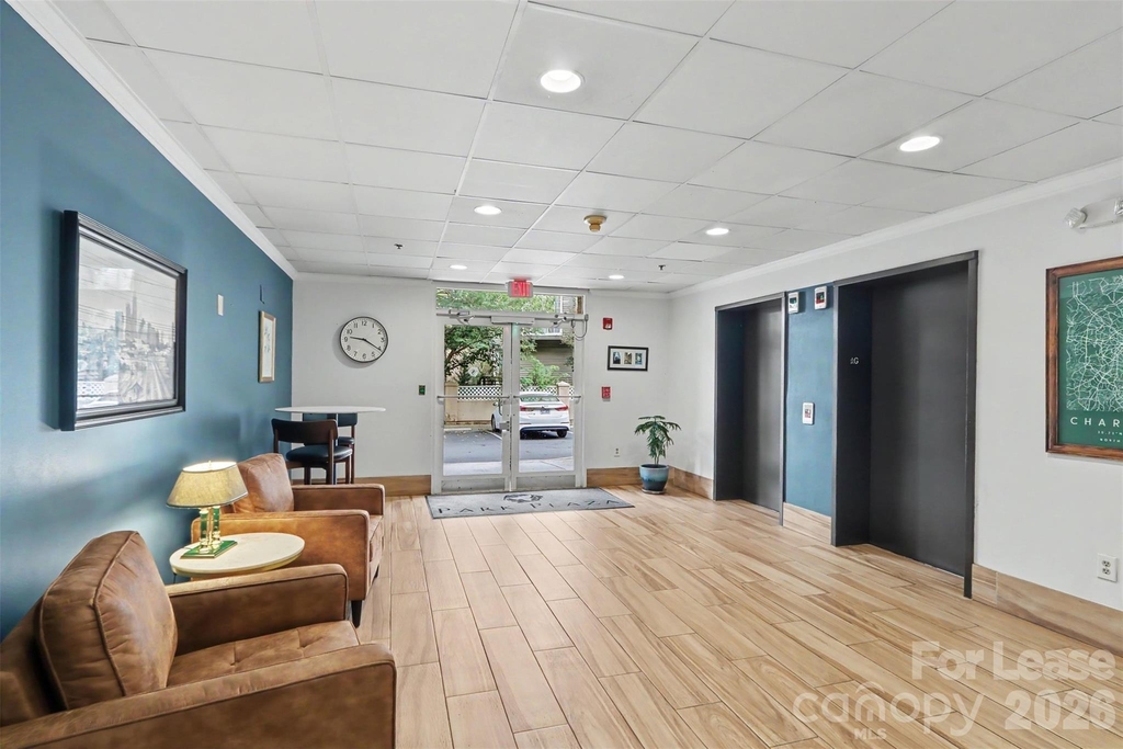 405 W 7th Street - Photo 19