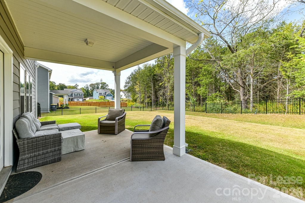 4621 Rosalyn Lane - Photo 36