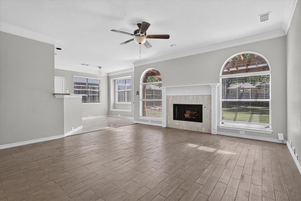 805 Sierra Lane - Photo 3