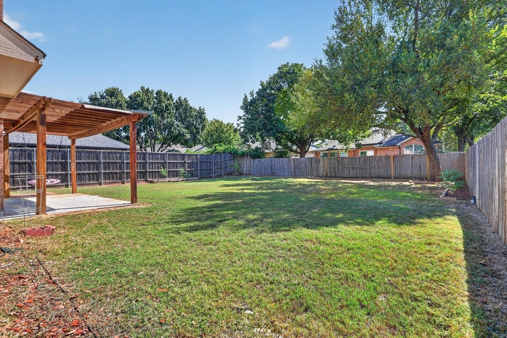 805 Sierra Lane - Photo 15