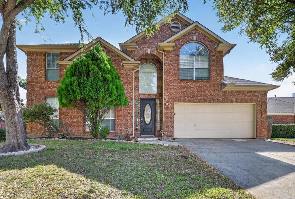 805 Sierra Lane - Photo 0