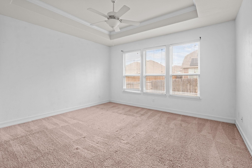 1929 Brahorn Lane - Photo 13
