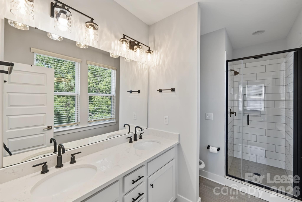 1245 Lomax Avenue - Photo 26