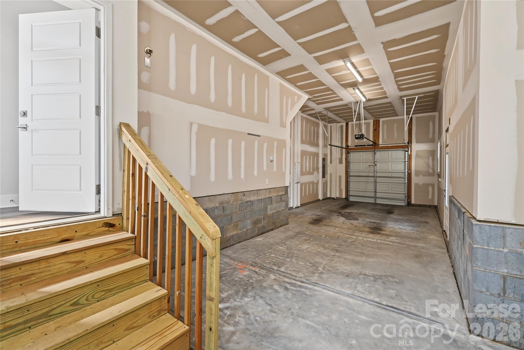 1245 Lomax Avenue - Photo 7