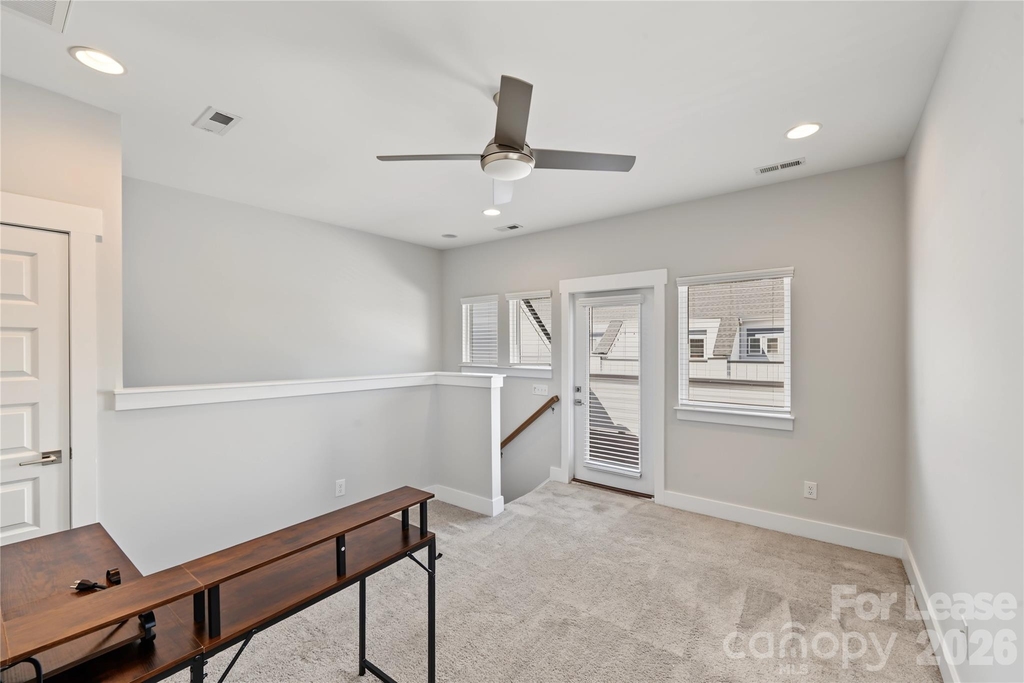 1245 Lomax Avenue - Photo 28
