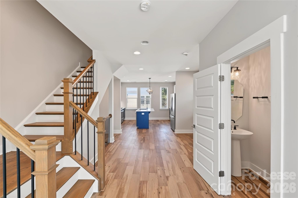 1245 Lomax Avenue - Photo 17