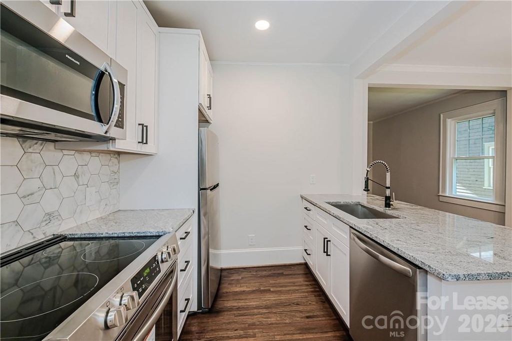 616 Oakland Avenue - Photo 7