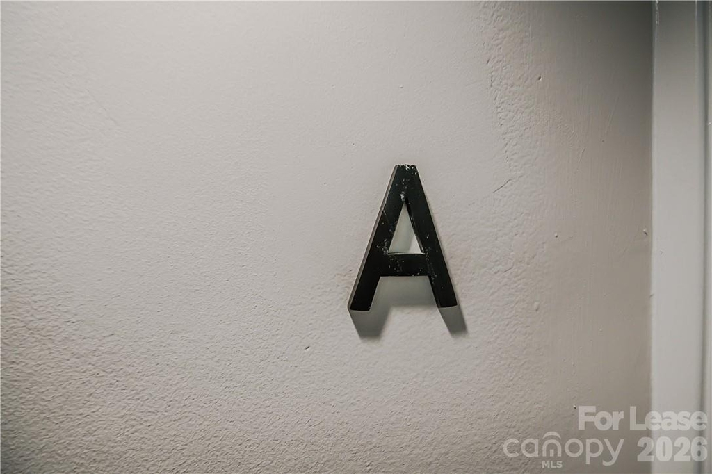 616 Oakland Avenue - Photo 3
