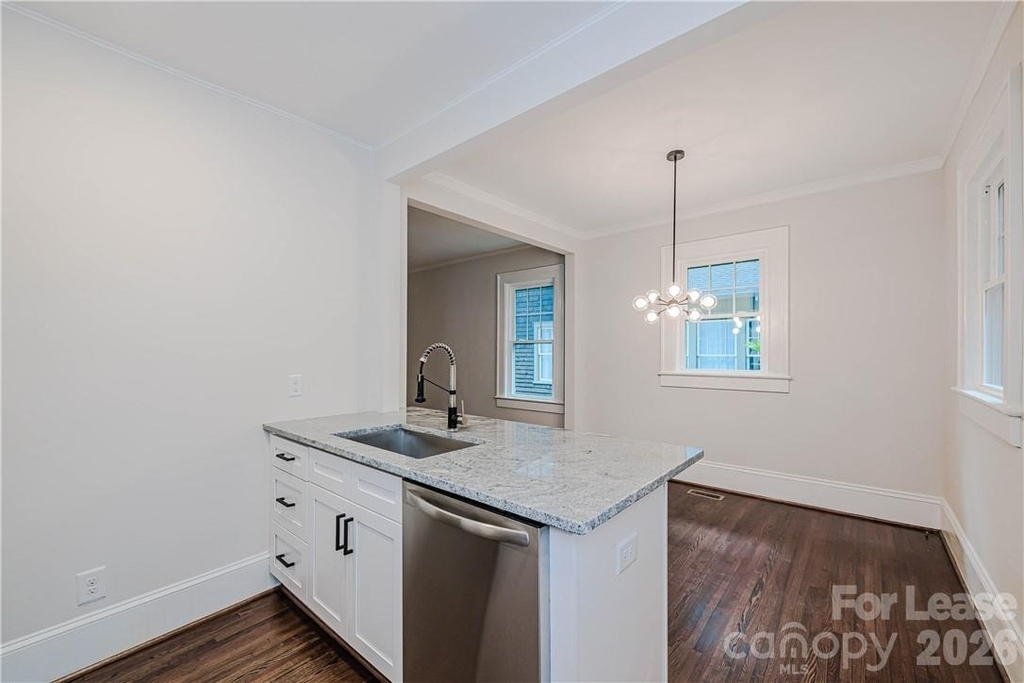 616 Oakland Avenue - Photo 9