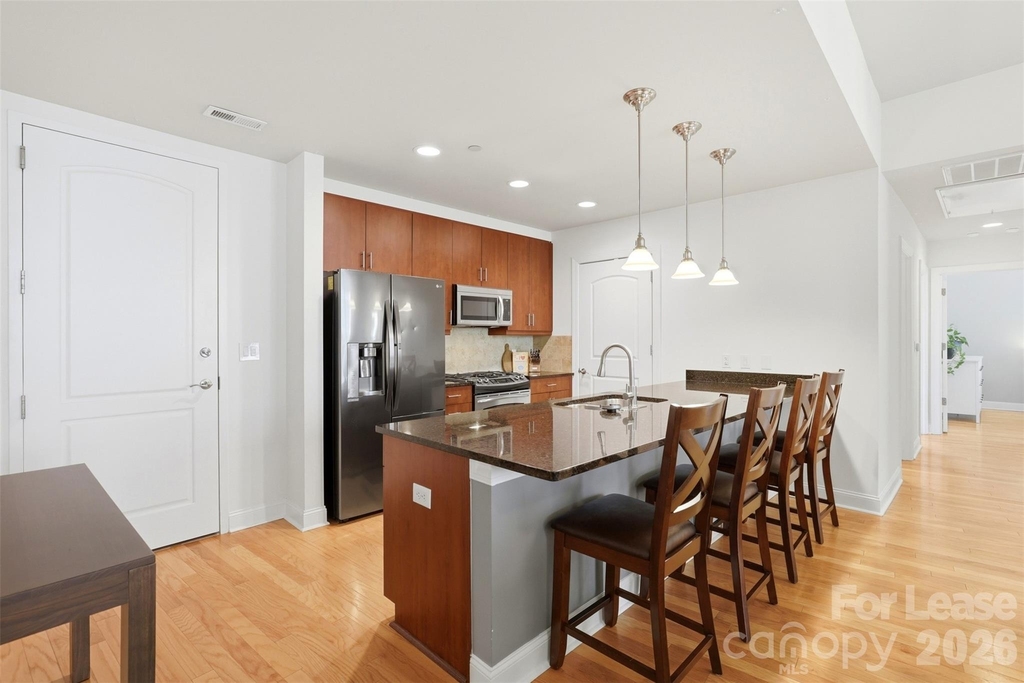 701 Royal Court Court - Photo 1