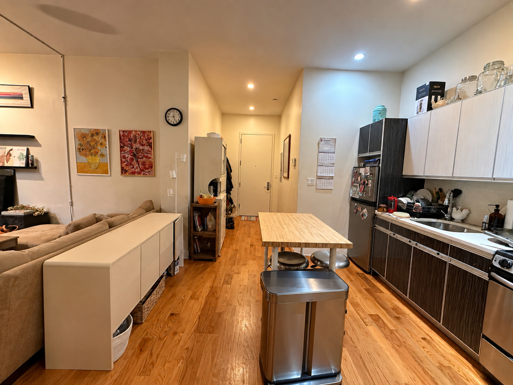 664 Park Place - Photo 10