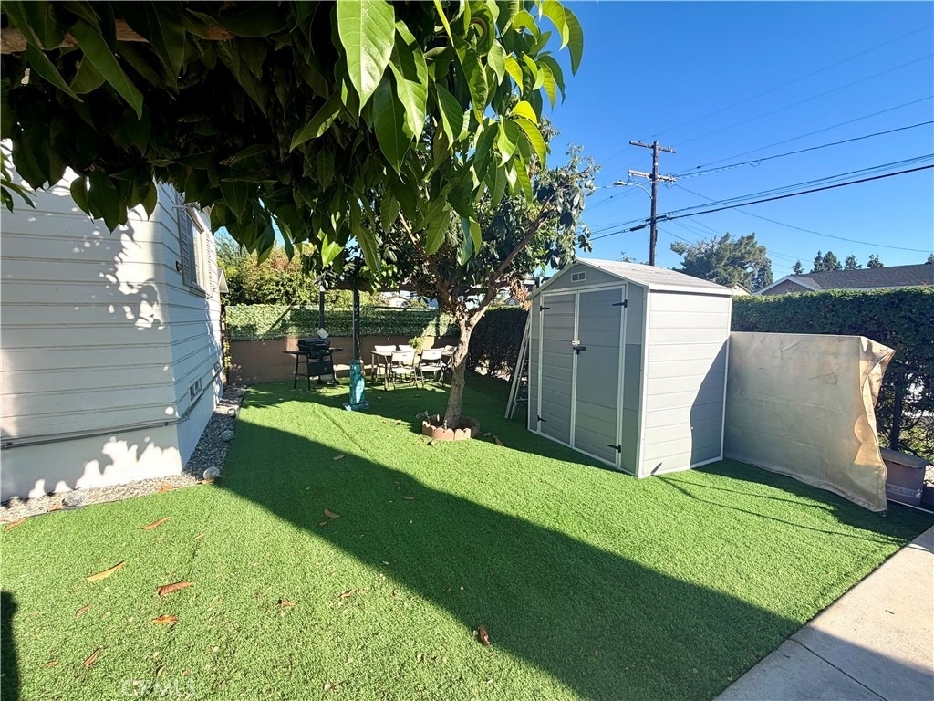 159 W Glendon Way - Photo 18