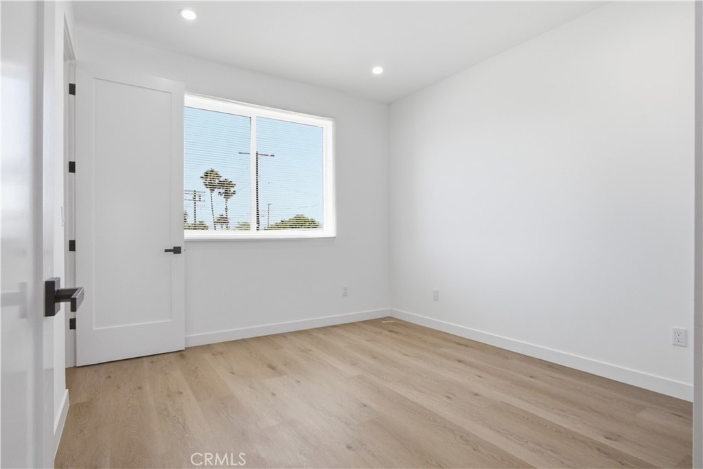 16106 Leadwell St - Photo 7