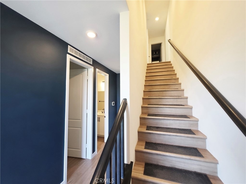 27589 Sanctuary Court - Photo 2